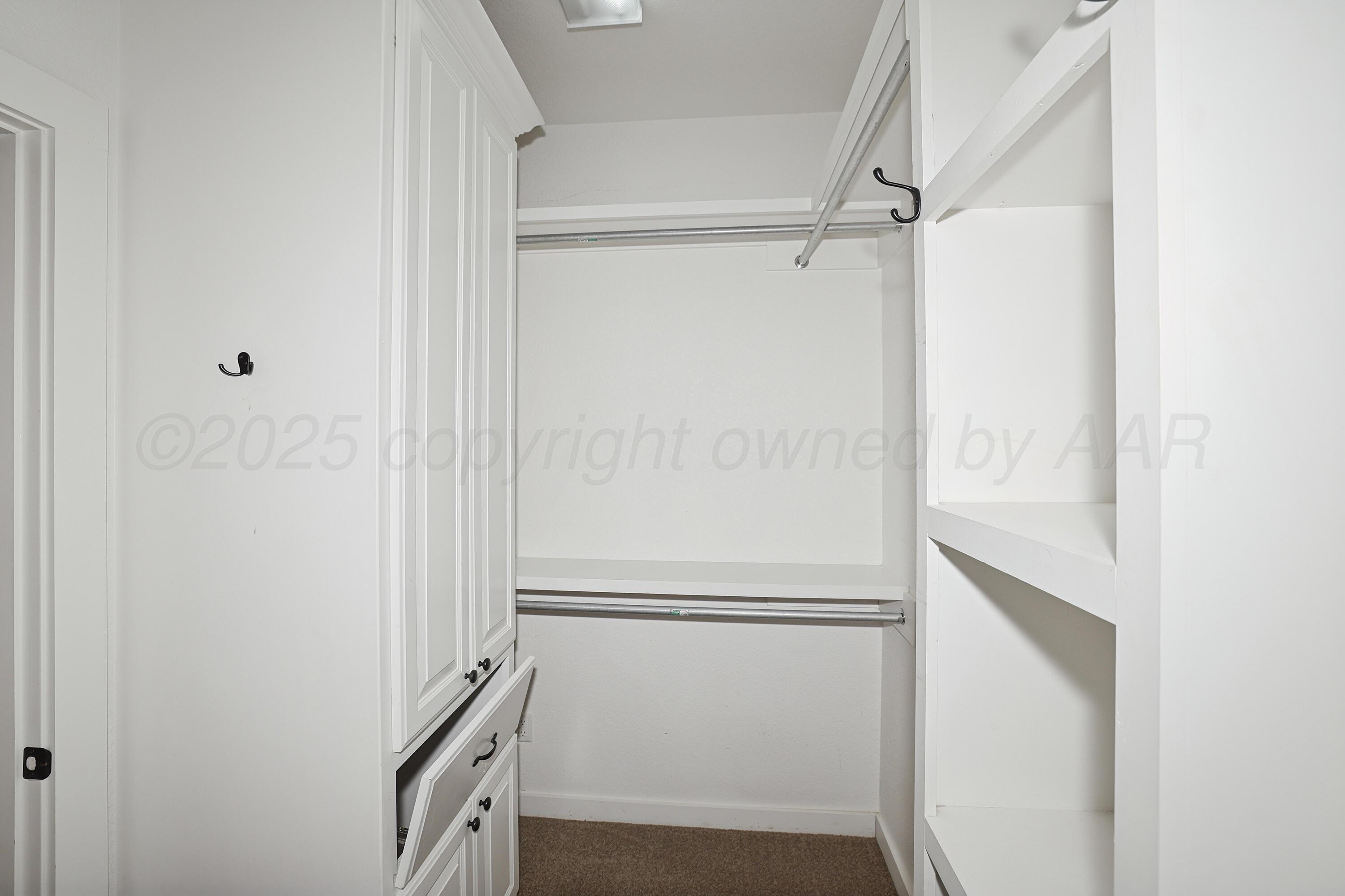 5282 County Road 8 Claude, TX 79019 - Photo 19 of 51 a view of closet