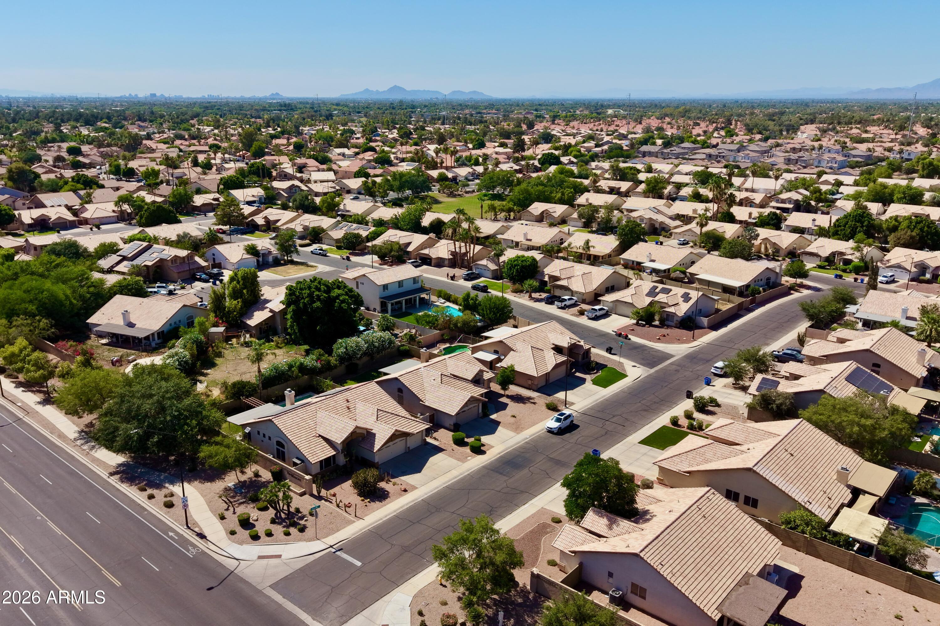 6 North Boulder Street Gilbert, AZ 85234 - Photo 36 of 39