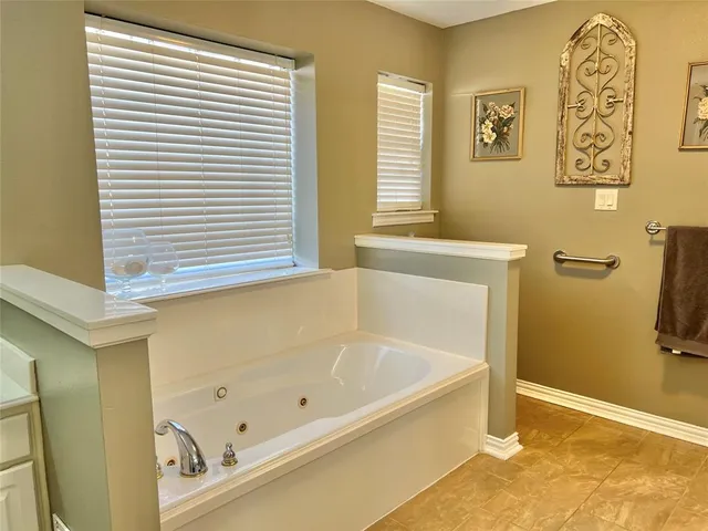 $420,000 | 19430 Sara Lane, Flint, TX 75762