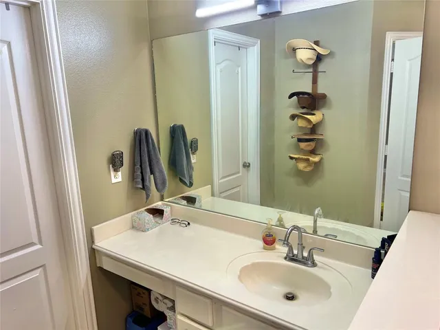 $420,000 | 19430 Sara Lane, Flint, TX 75762