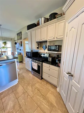 $420,000 | 19430 Sara Lane, Flint, TX 75762