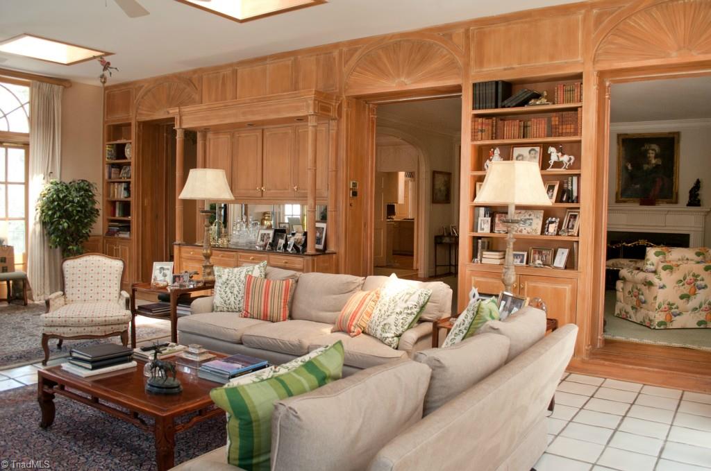 905 Rockford Road High Point, NC 27262 - Photo 8 of 30 Gallery Image 8