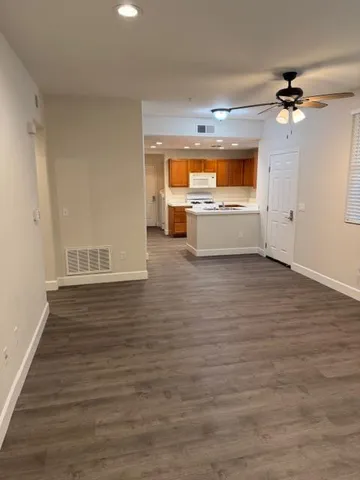 $299,988 | 4800 Westlake Parkway, Unit 308, Sacramento, CA 95835