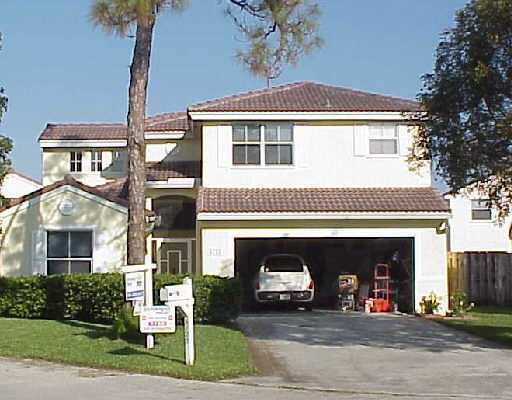 6723 Skipper Terrace Pompano Beach, FL 33063 - Photo 1 of 6 Primary Photo