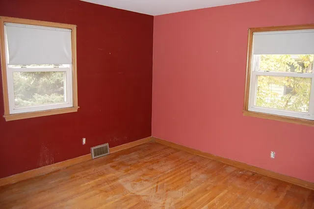 $165,000 | 1048 Dale Street North, St. Paul, MN 55117