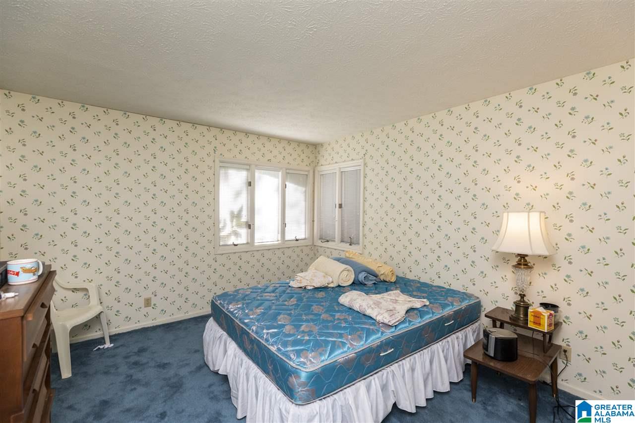 647 Ridgeway Circle Talladega, AL 35160 - Photo 27 of 48