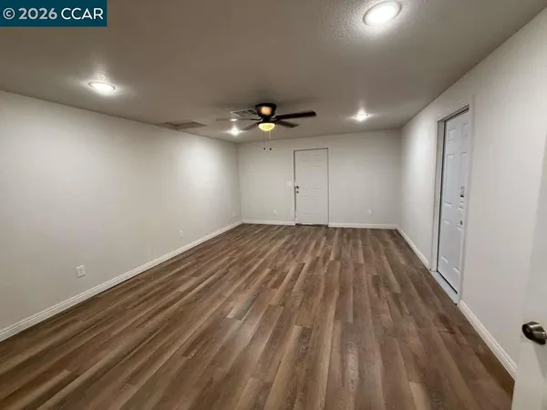 $2,500 | 3232 Sanguinetti Lane, Unit B, Stockton, CA 95205