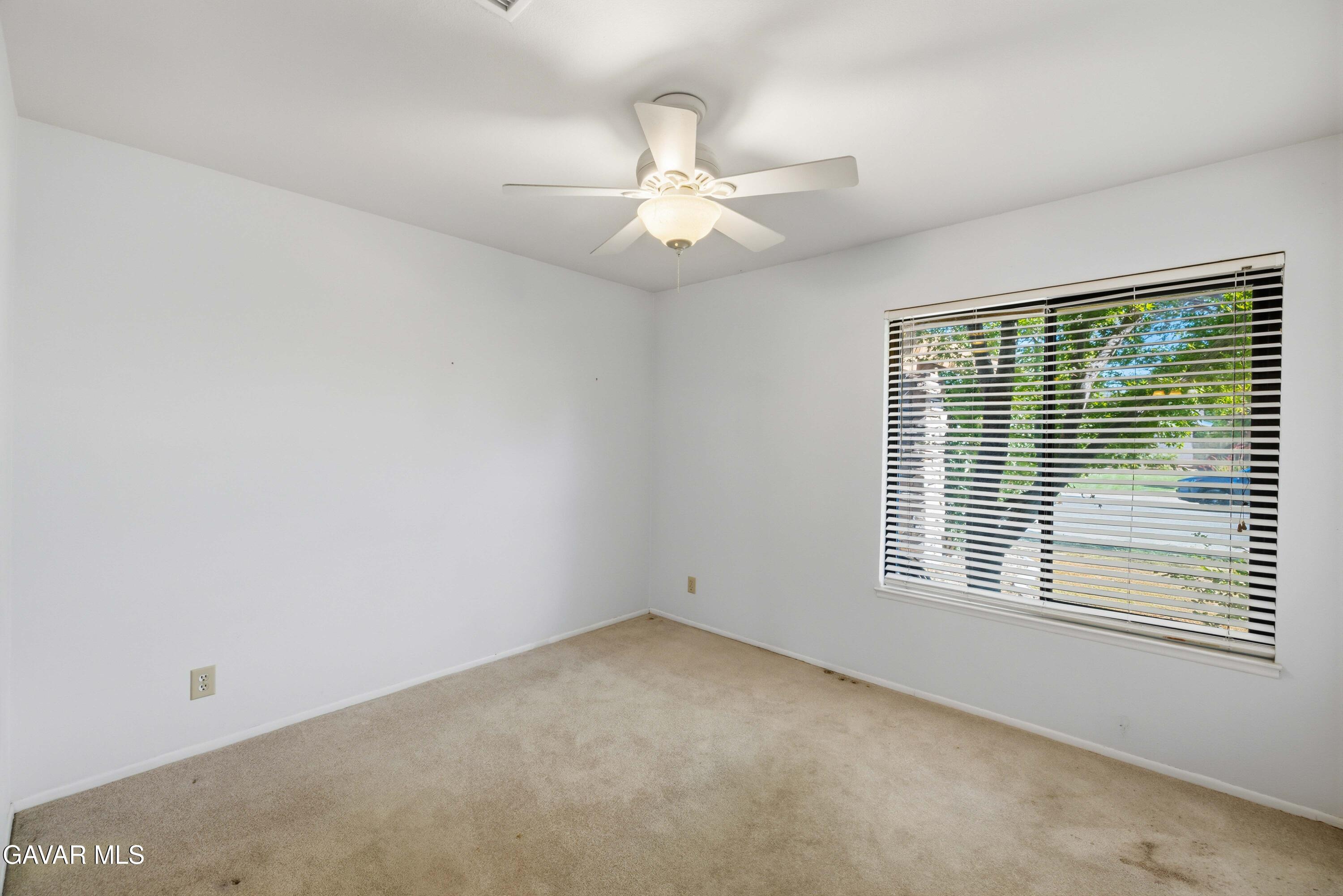 2827 Perfect Place Lancaster, CA 93536 - Photo 21 of 34 2827 Perfect Pl-27