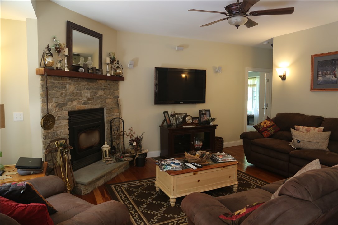 95 Beaver River Road Richmond, RI 02892 - Photo 18 of 27