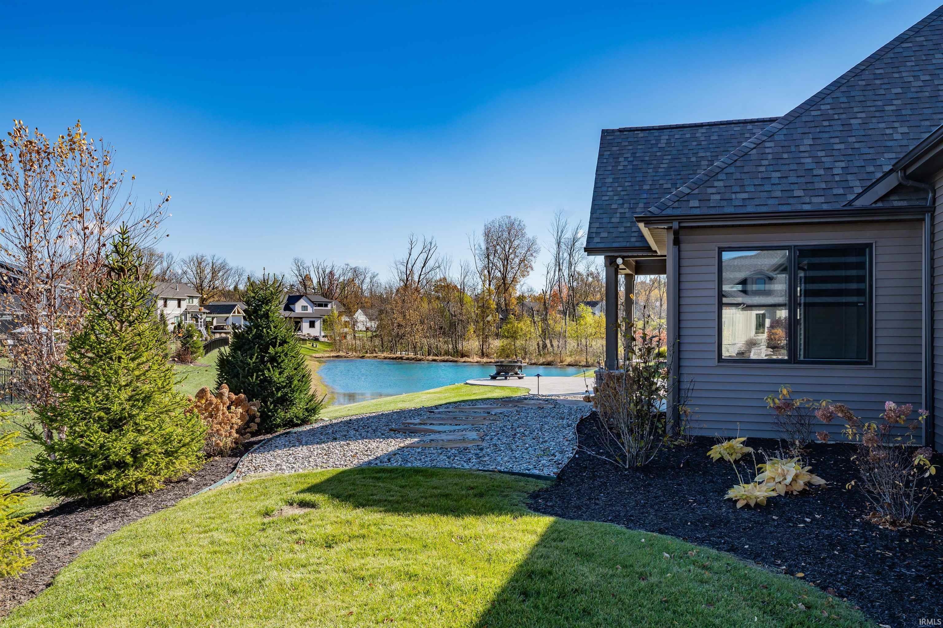 16570 Chilton Cove Huntertown, IN 46748 - Photo 8 of 36