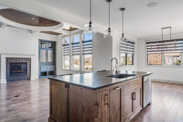 $699,900 | 16570 Chilton Cove, Huntertown, IN 46748