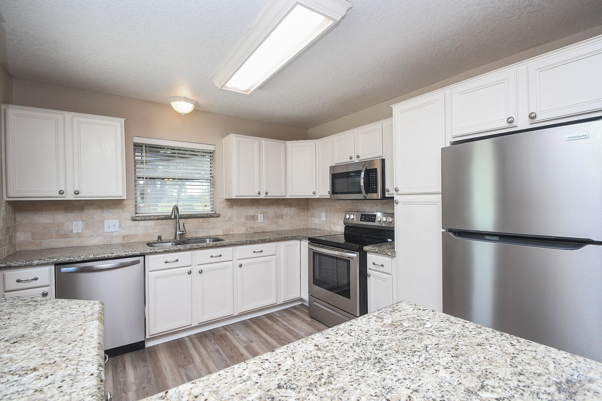 16902 Berry Road Pearland, TX 77584 - Photo 5 of 30