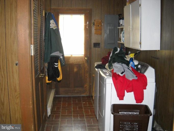 306 Park Avenue Ridgely, MD 21660 - Photo 6 of 19 Laundry Area 1