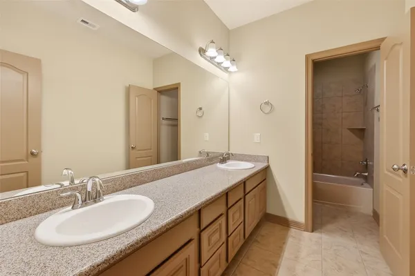 $3,495 | 7118 Argonne Trail, Sugar Land, TX 77479