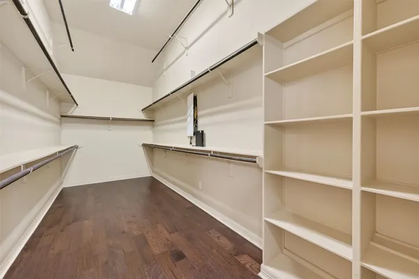 $3,495 | 7118 Argonne Trail, Sugar Land, TX 77479