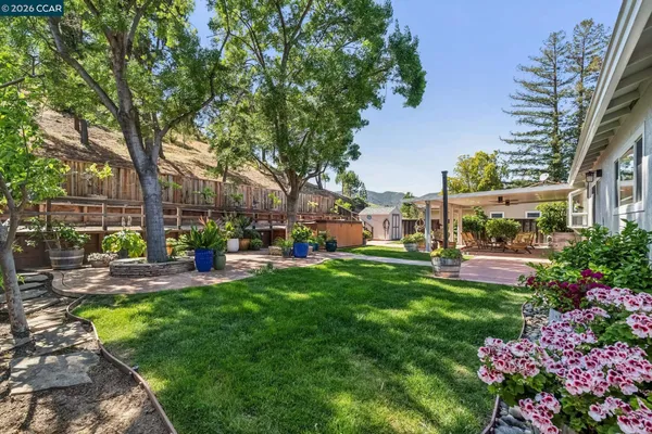 $968,000 | 152 Regency Drive, Clayton, CA 94517