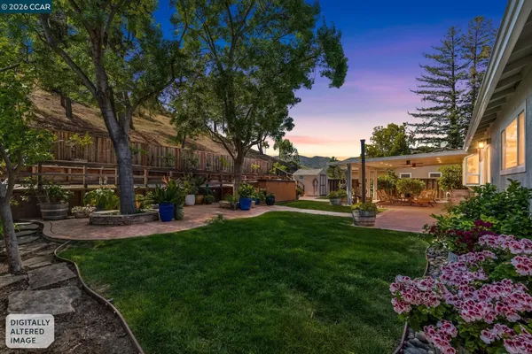 $968,000 | 152 Regency Drive, Clayton, CA 94517