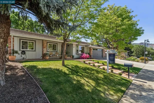$968,000 | 152 Regency Drive, Clayton, CA 94517