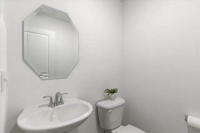 $3,000 | 406 Red Oak Circle, Volo, IL 60020