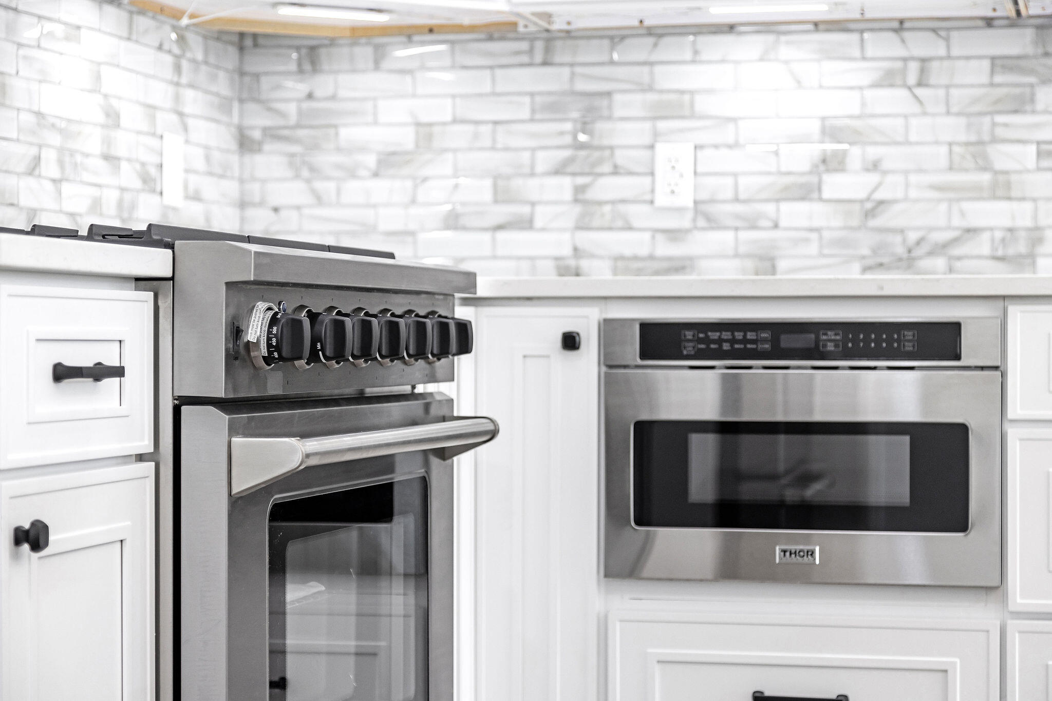 164 Rearden Way Santa Rosa Beach, FL 32459 - Photo 17 of 54 a stove top oven sitting inside of a kitchen