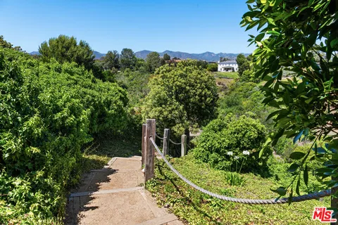 $14,995,000 | 28867 Grayfox Street, Malibu, CA 90265