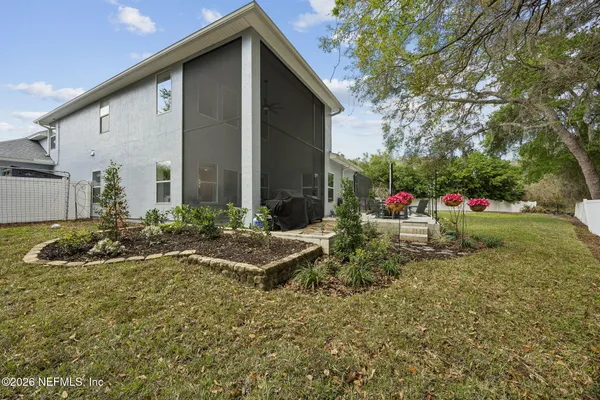 a view of a house with entertaining space