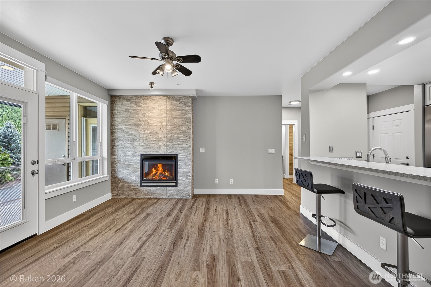 1416 Lindsay Loop, Unit 306 Mount Vernon, WA 98274 - Photo 3 of 37