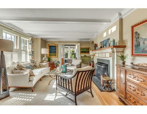 8 Hewitt Street Marblehead, MA 01945 - Photo 11 of 33 Gallery Image 11