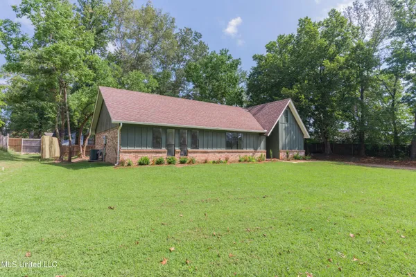 $264,900 | 110 Casa Grande Drive, Clinton, MS 39056
