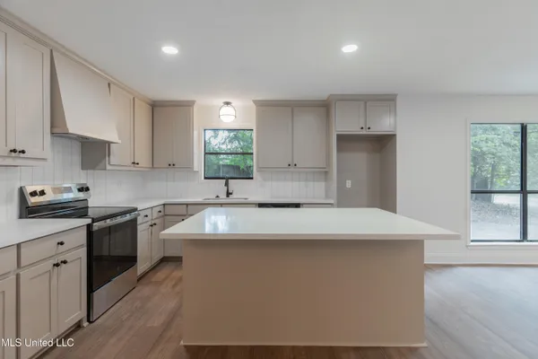 $264,900 | 110 Casa Grande Drive, Clinton, MS 39056