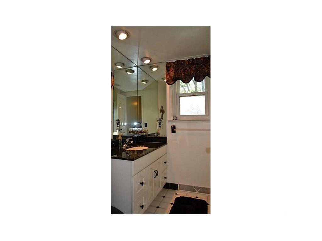 4026 Five Points Road Indianapolis, IN 46239 - Photo 17 of 25 Gallery Image 17