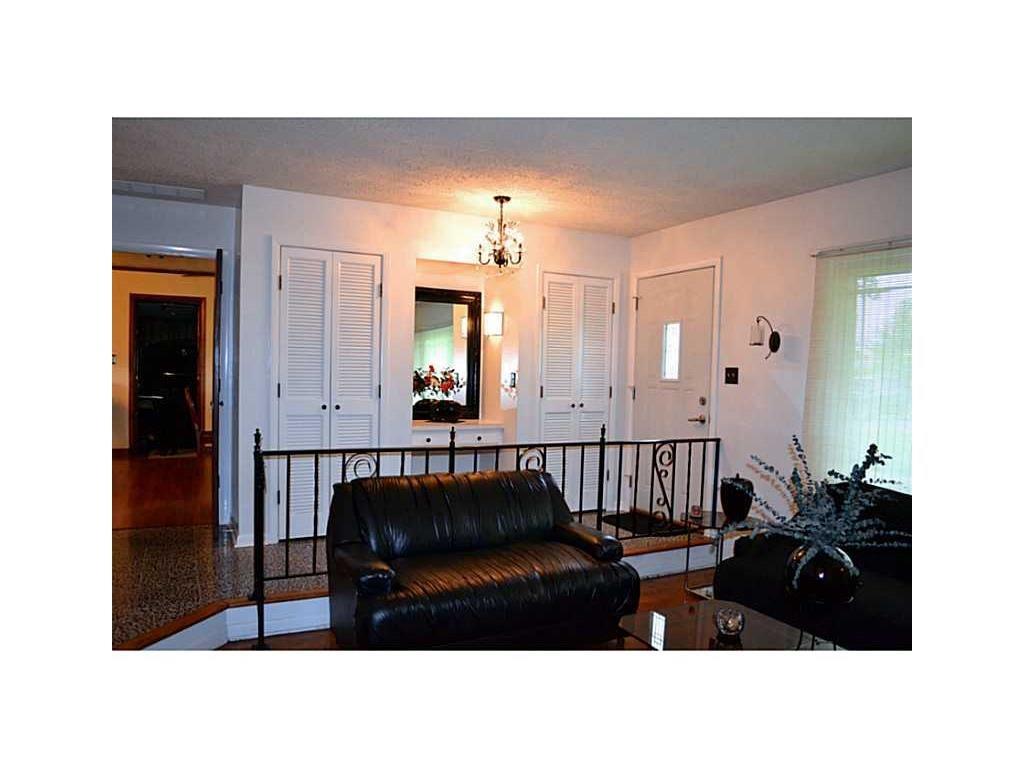4026 Five Points Road Indianapolis, IN 46239 - Photo 4 of 25 Gallery Image 4