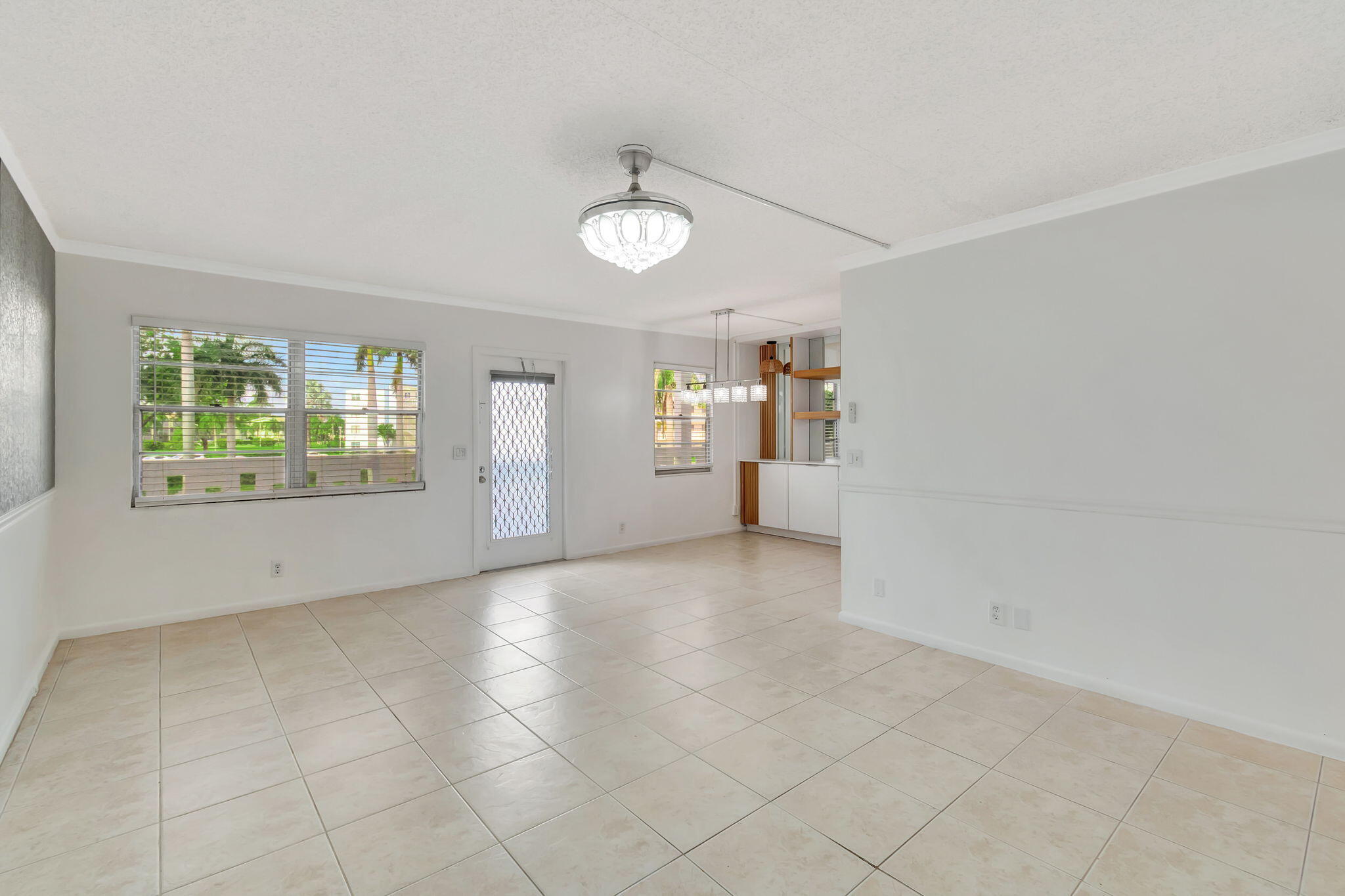 2006 Exeter Boca Raton, FL 33434 - Photo 7 of 83 12-web-or-mls-DSC_9254