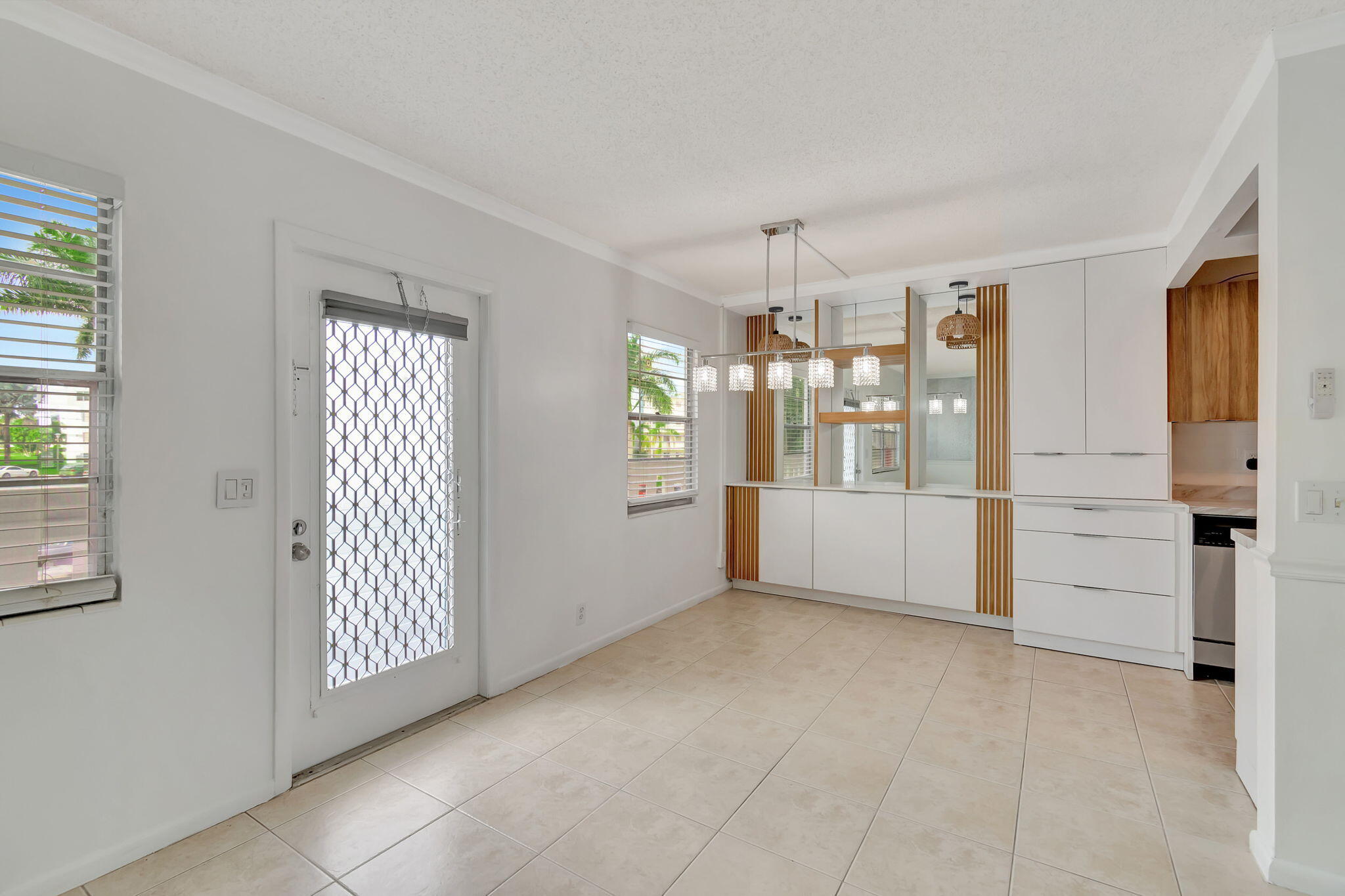 2006 Exeter Boca Raton, FL 33434 - Photo 9 of 83 14-web-or-mls-DSC_9264