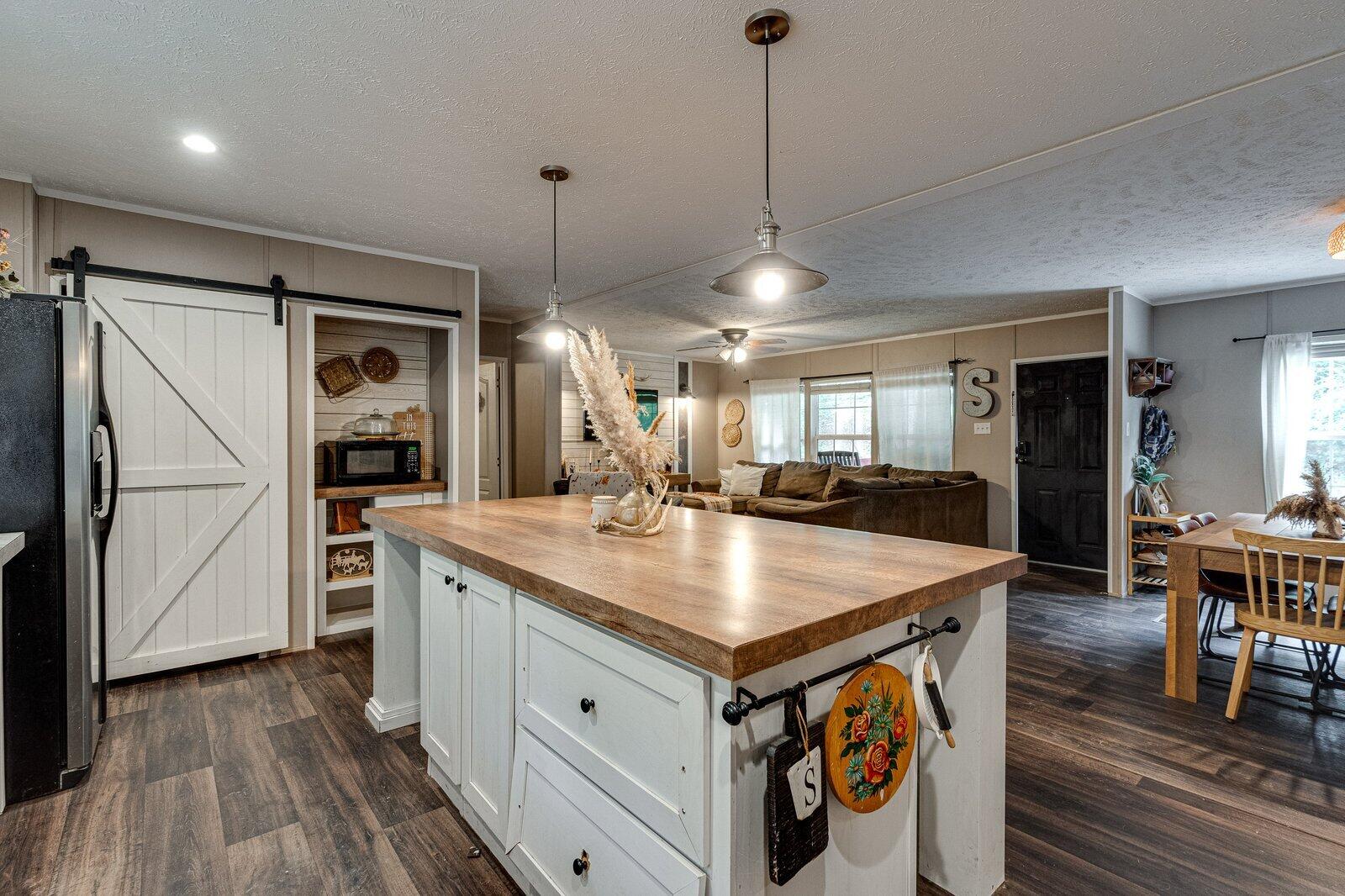 609 Clift Road Soddy Daisy, TN 37379 - Photo 12 of 24 609 Clift Rd-17