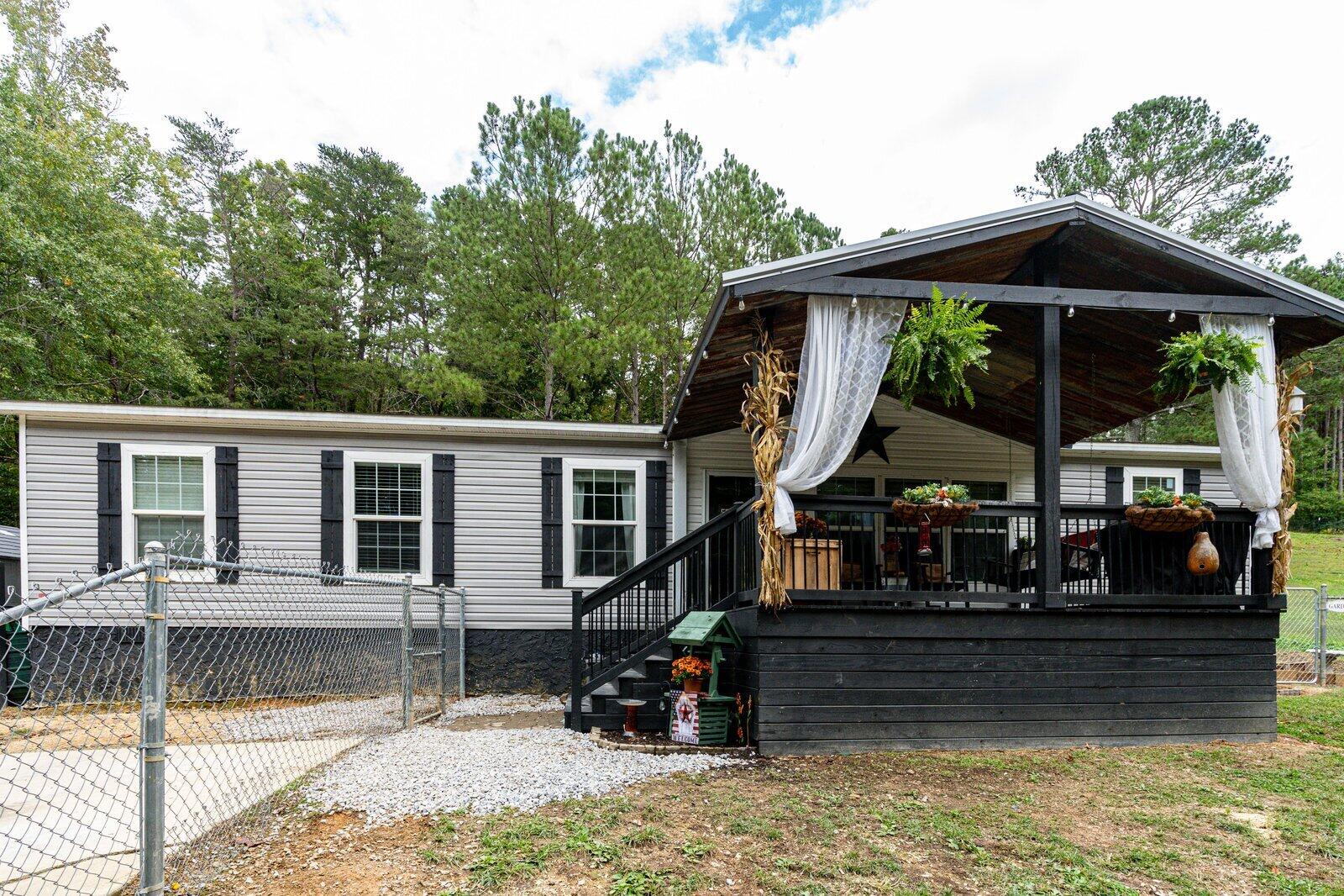609 Clift Road Soddy Daisy, TN 37379 - Photo 3 of 24 609 Clift Rd-2