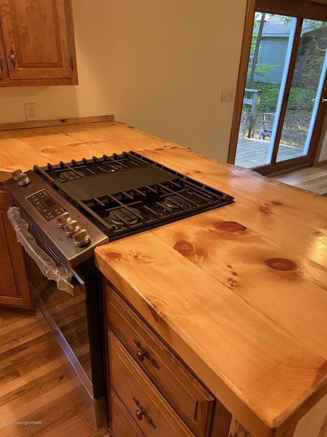 129 Lake Road Tobyhanna, PA 18466 - Photo 9 of 25 Sombers.9