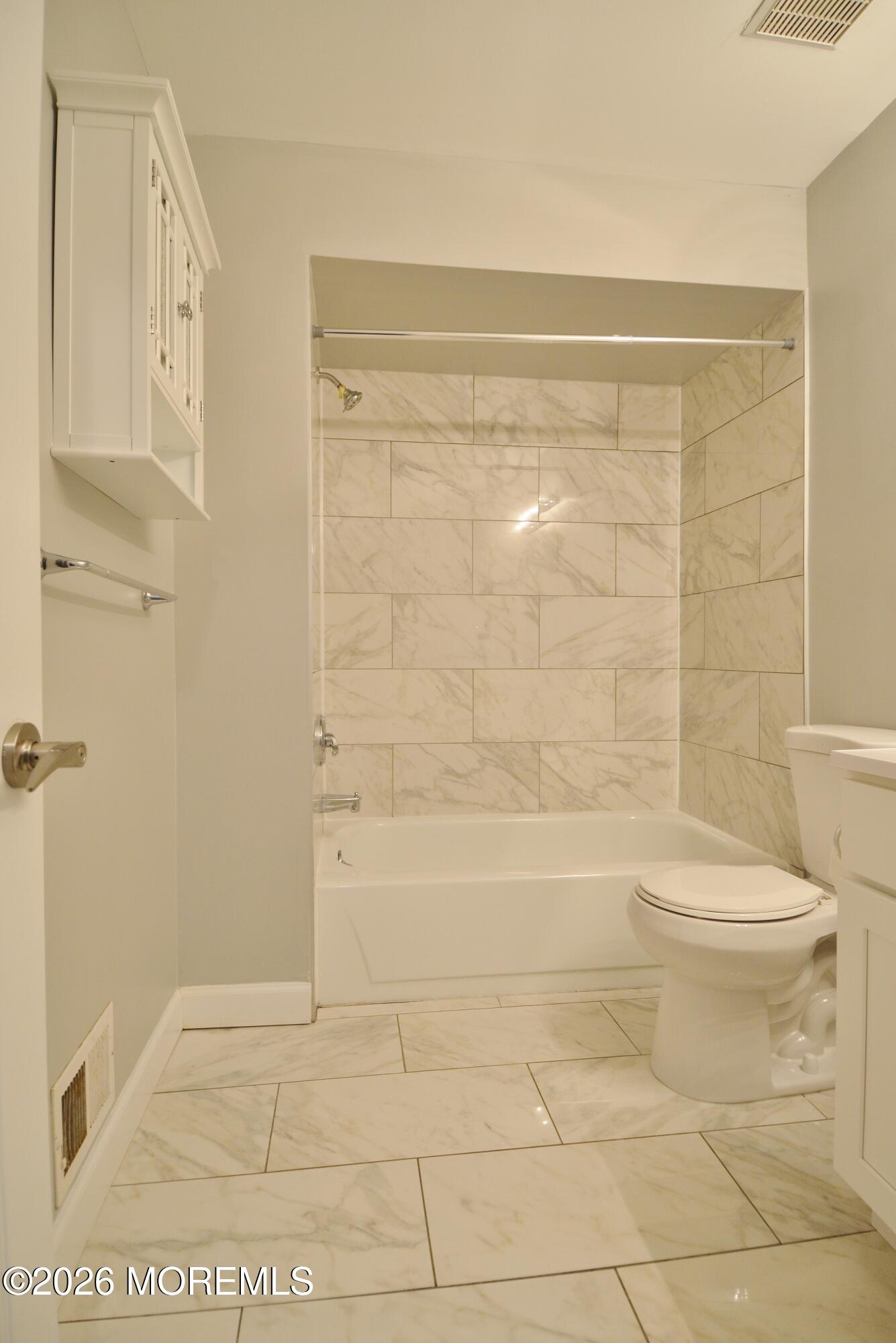 8 Colonial Court Jackson, NJ 08527 - Photo 28 of 47 24