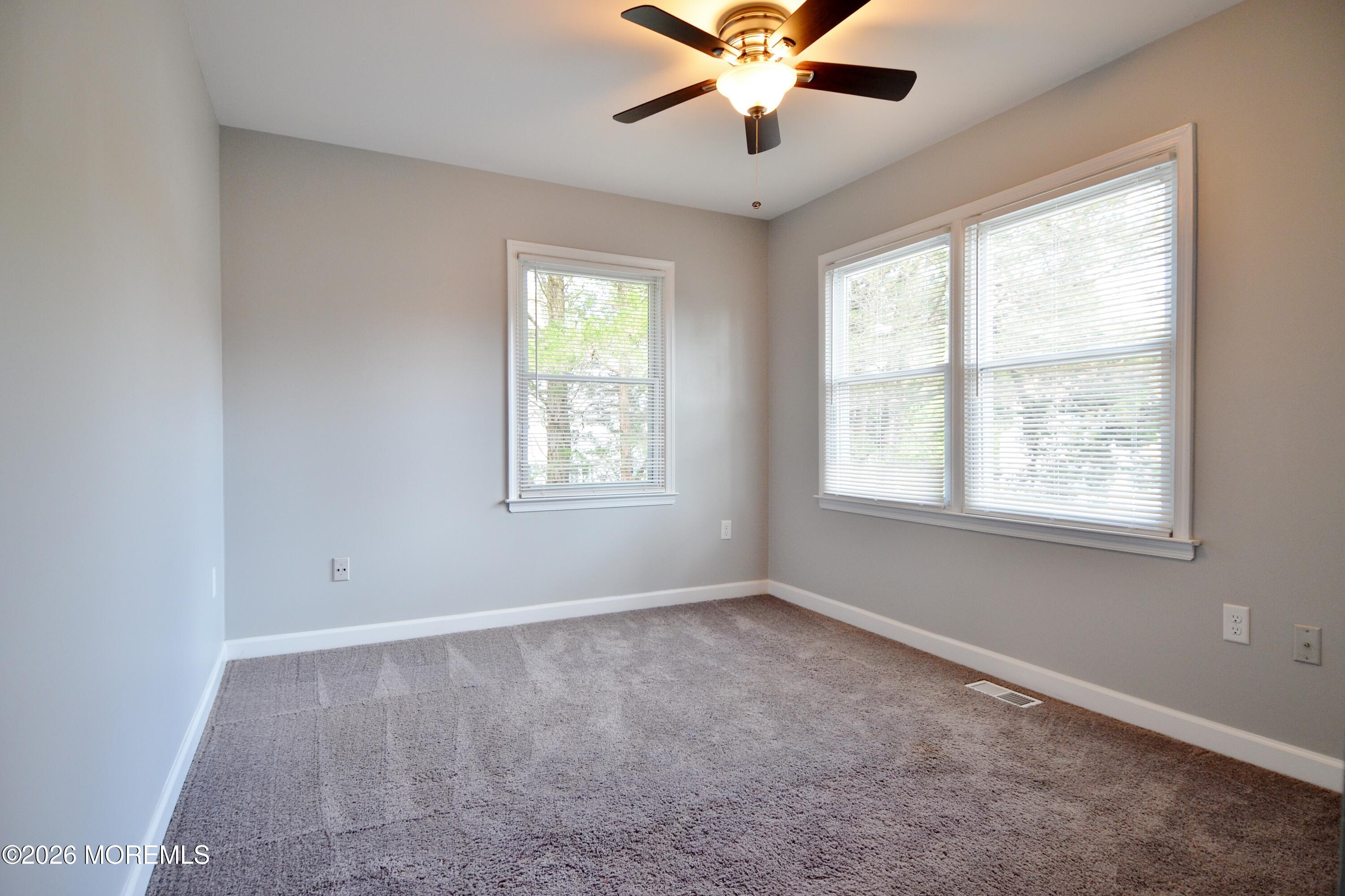 8 Colonial Court Jackson, NJ 08527 - Photo 32 of 47 28