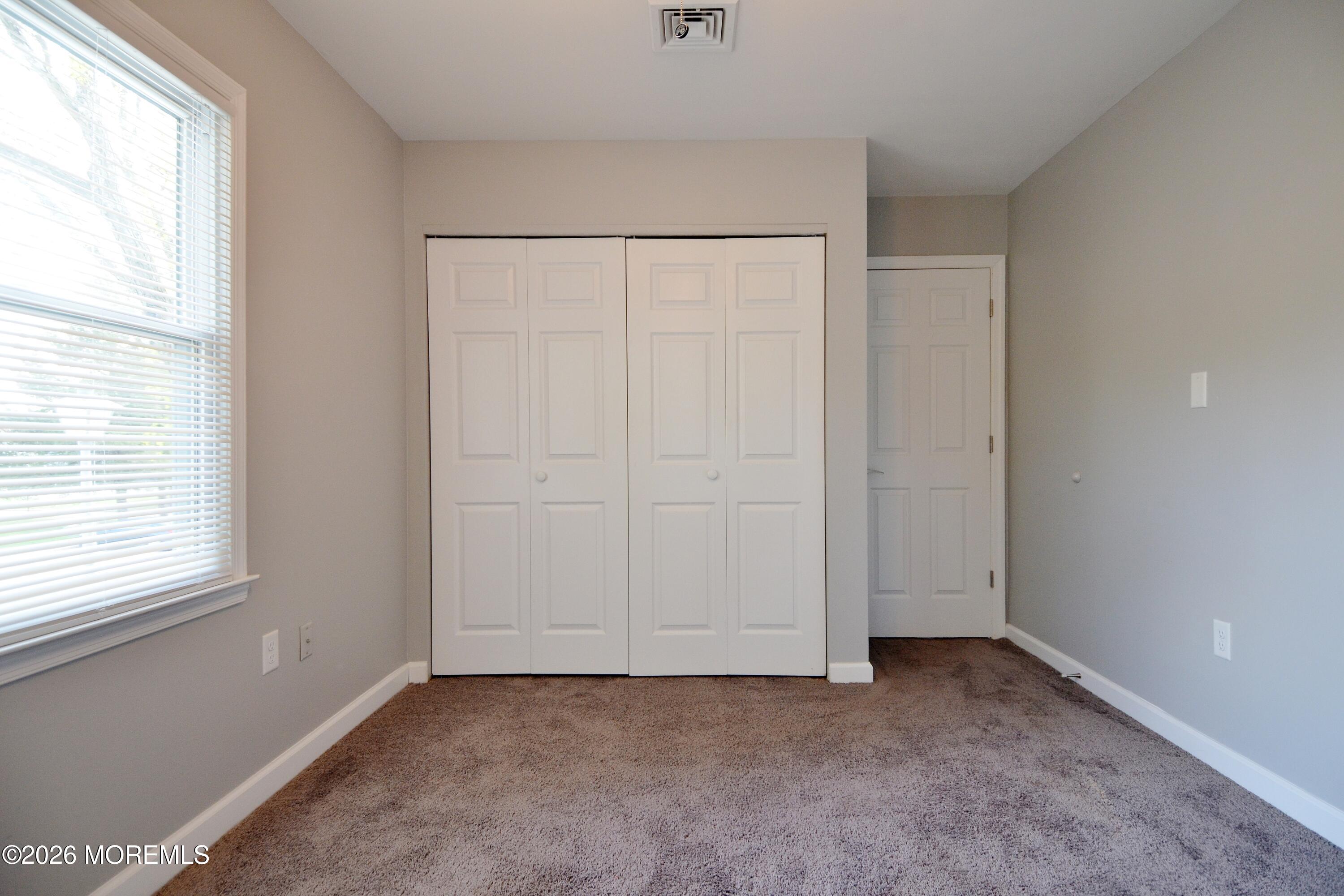 8 Colonial Court Jackson, NJ 08527 - Photo 34 of 47 29