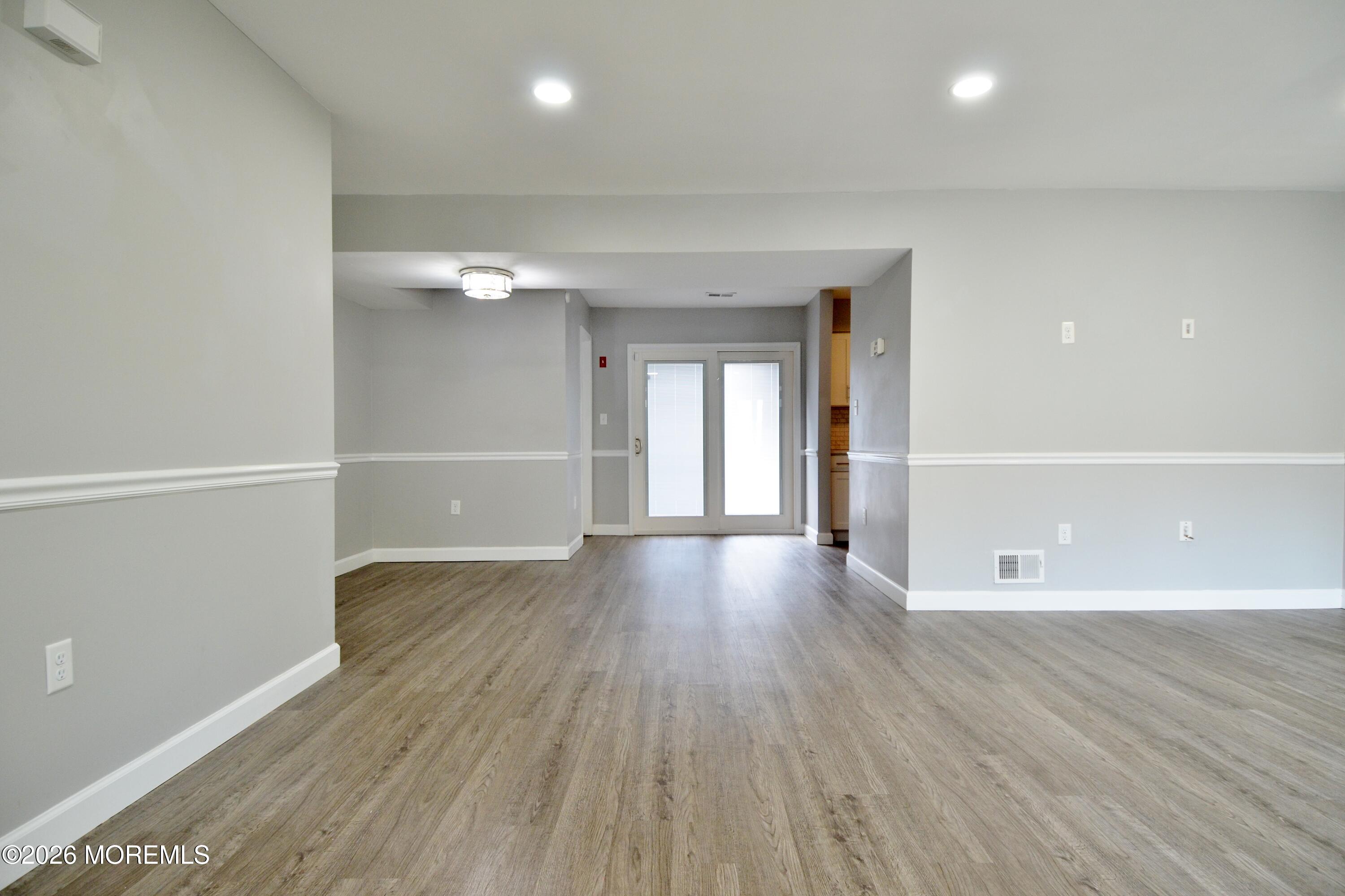 8 Colonial Court Jackson, NJ 08527 - Photo 8 of 47 7