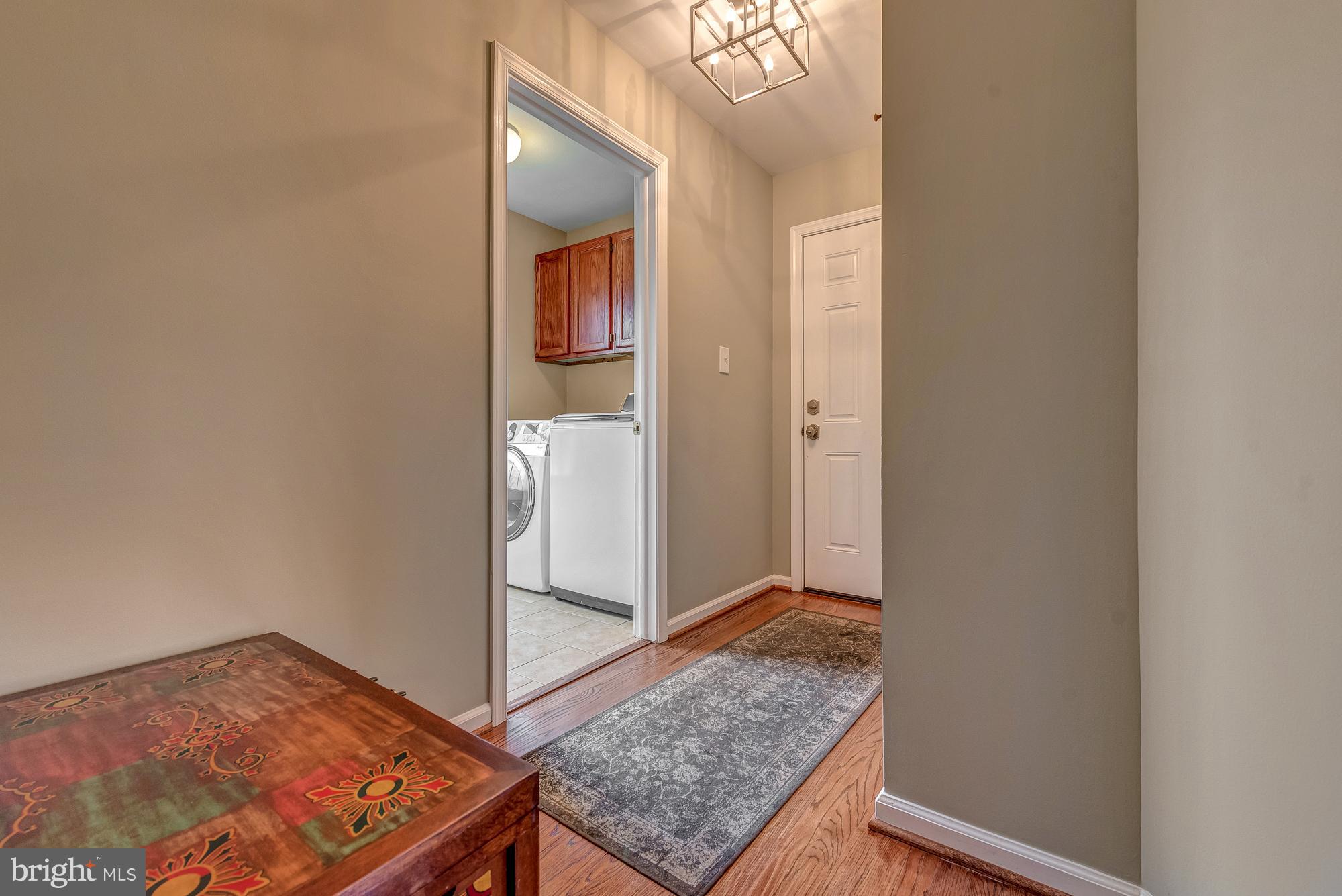 16902 Hoskinson Road Poolesville, MD 20837 - Photo 16 of 30 Main level laundry!