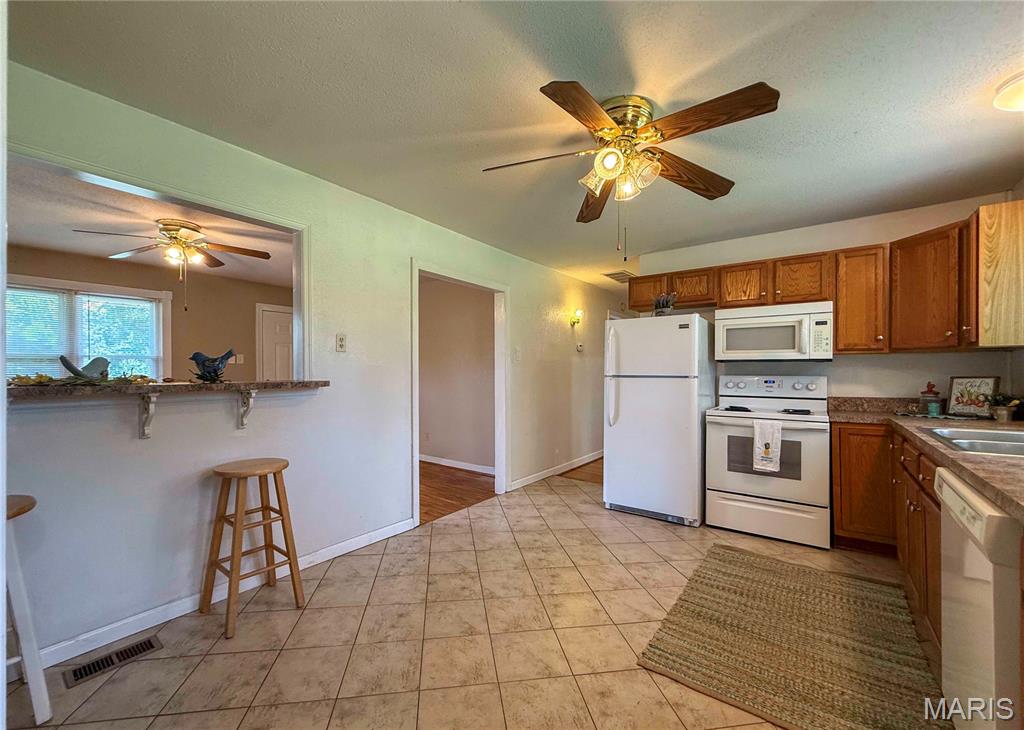 9393 Elm Loop Drive Pevely, MO 63070 - Photo 4 of 16