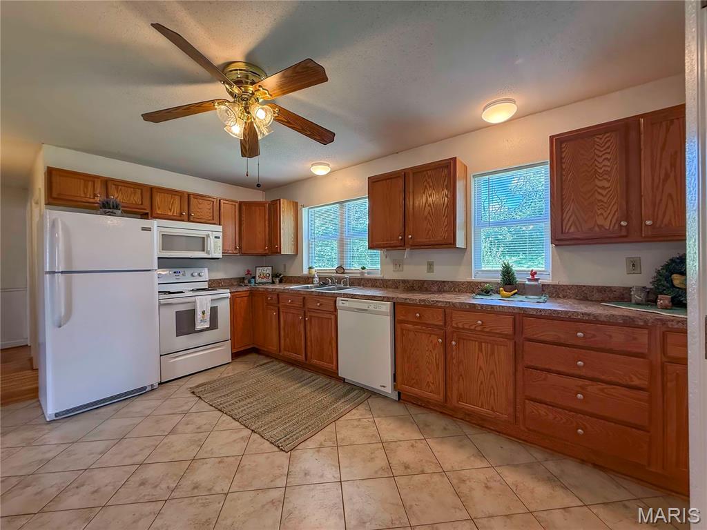 9393 Elm Loop Drive Pevely, MO 63070 - Photo 6 of 16