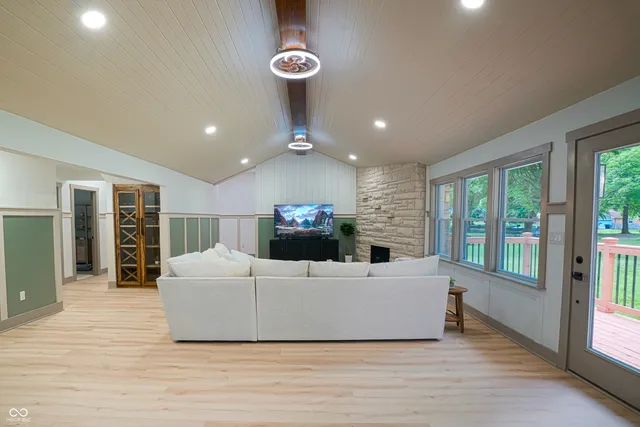 $619,999 | 1537 Greer Dell Road, Indianapolis, IN 46260