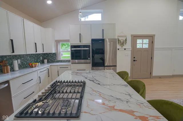 $619,999 | 1537 Greer Dell Road, Indianapolis, IN 46260