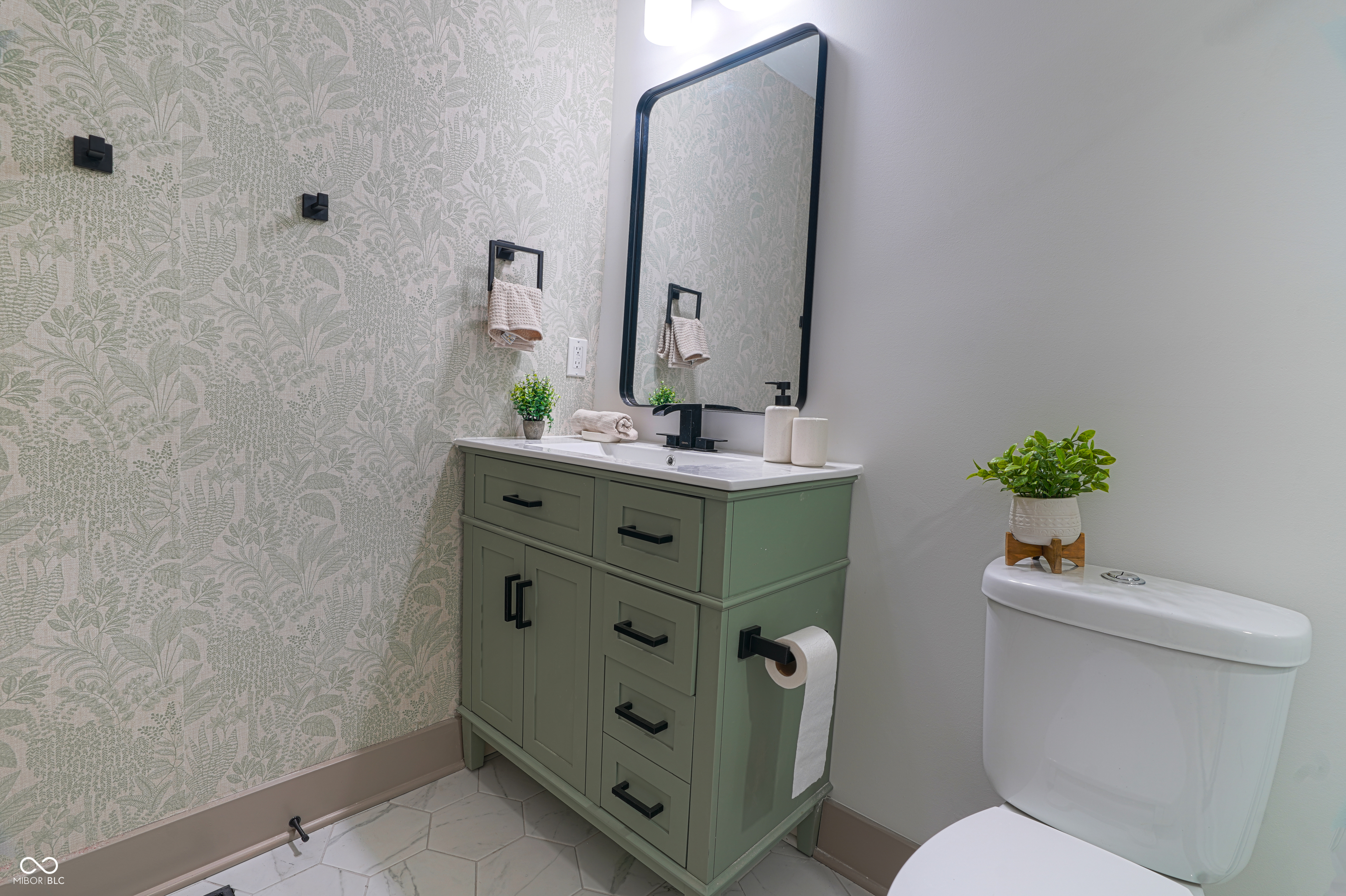 1537 Greer Dell Road Indianapolis, IN 46260 - Photo 26 of 62