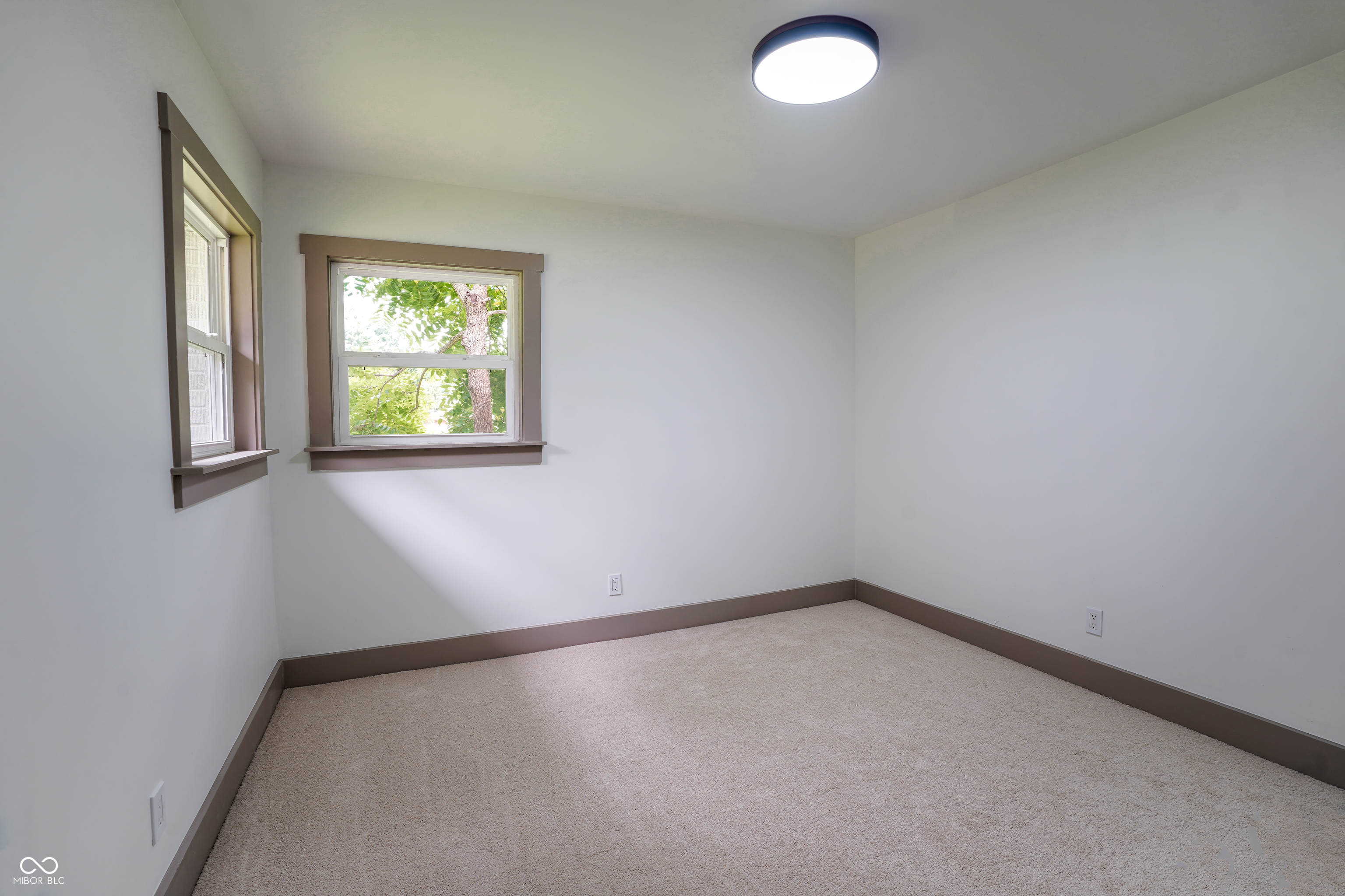 1537 Greer Dell Road Indianapolis, IN 46260 - Photo 36 of 62