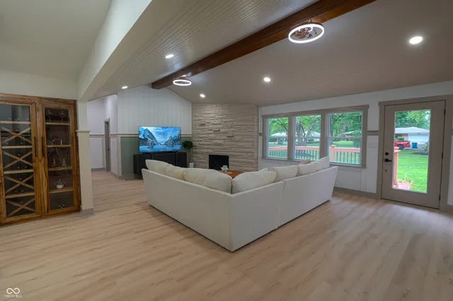 $619,999 | 1537 Greer Dell Road, Indianapolis, IN 46260