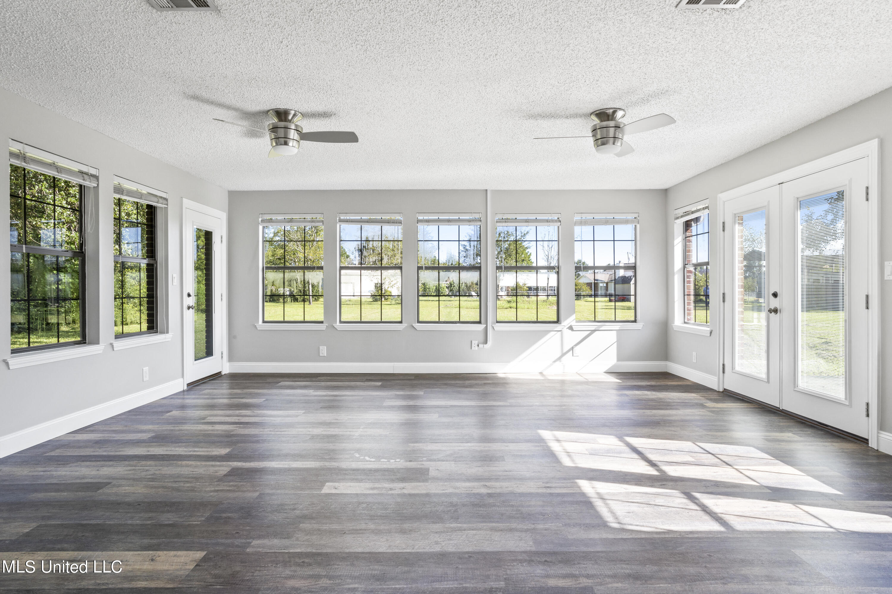 8262 Curry Road Biloxi, MS 39532 - Photo 15 of 32 015 (13)